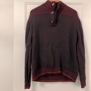 Urban Wear long sleeve shirt